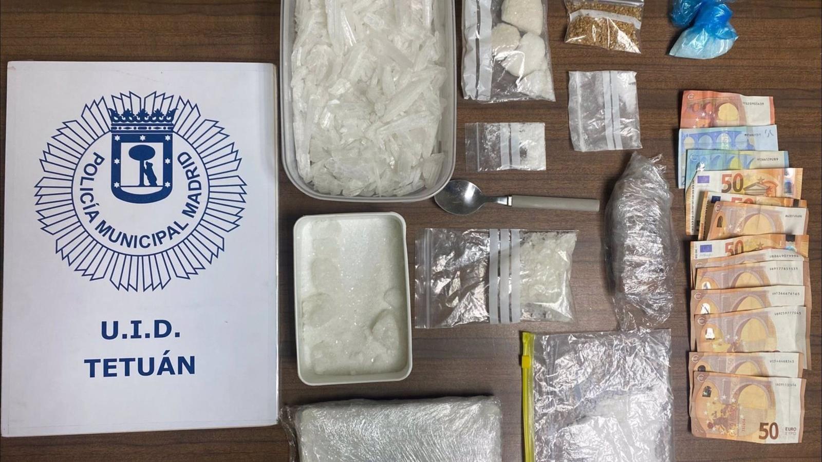 Desarticulado un laboratorio y punto de venta de metanfetamina y cocaína en Tetuán