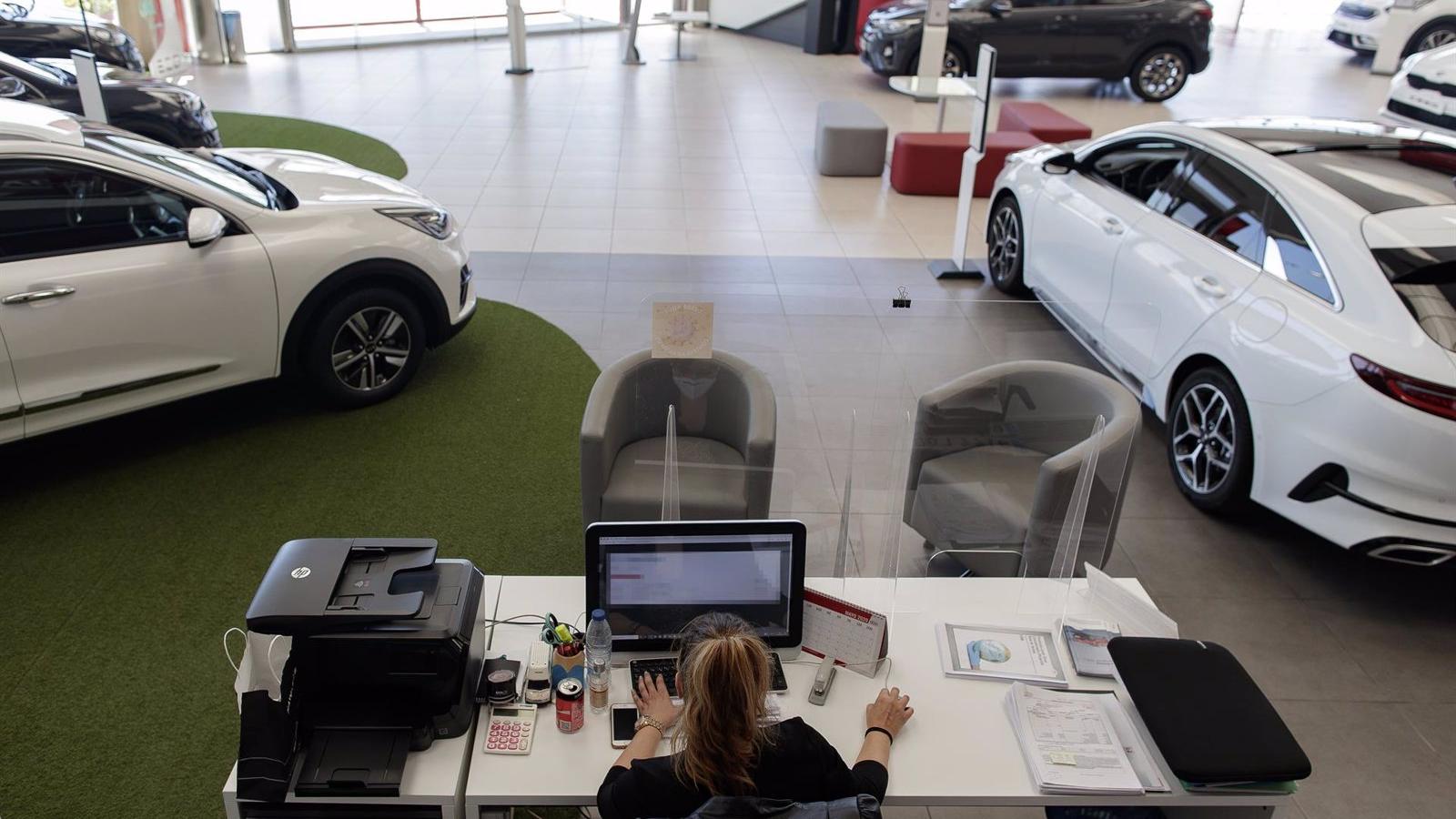 Las matriculaciones de coches caen en octubre un 7,29% interanual en la región aunque el acumulado crece un 22,45%