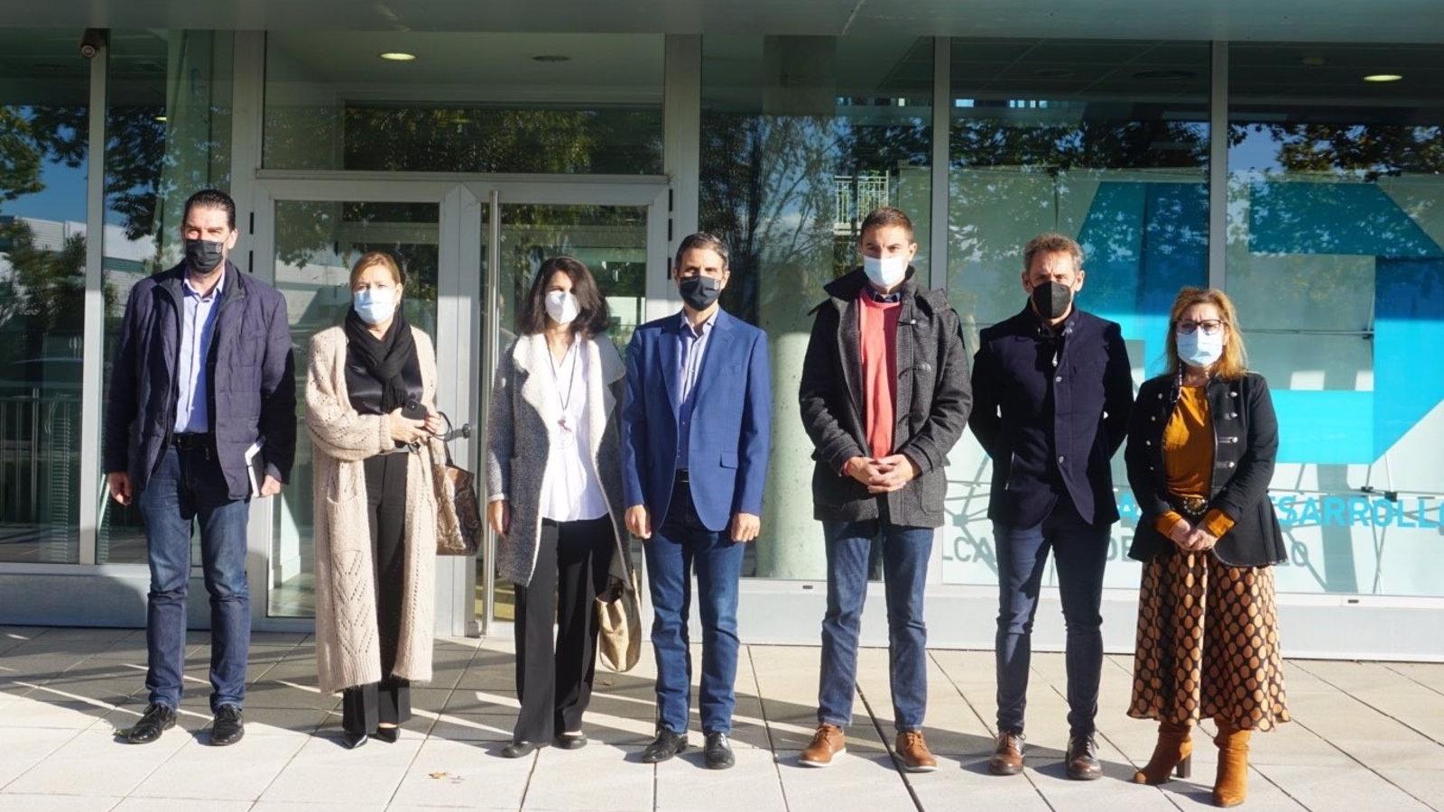 Lobato pide a la Comunidad que retire los Presupuestos y abra un espacio de consenso con los grupos