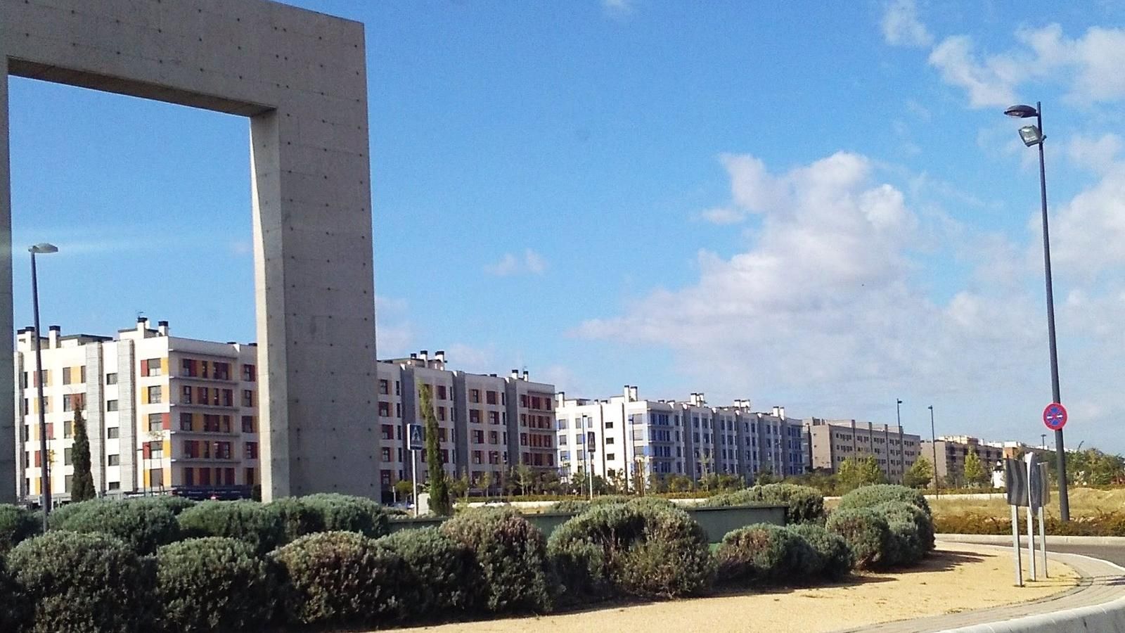 La Comunidad habilita siete oficinas para que extranjeros irregulares tramiten el acceso a la sanidad pública