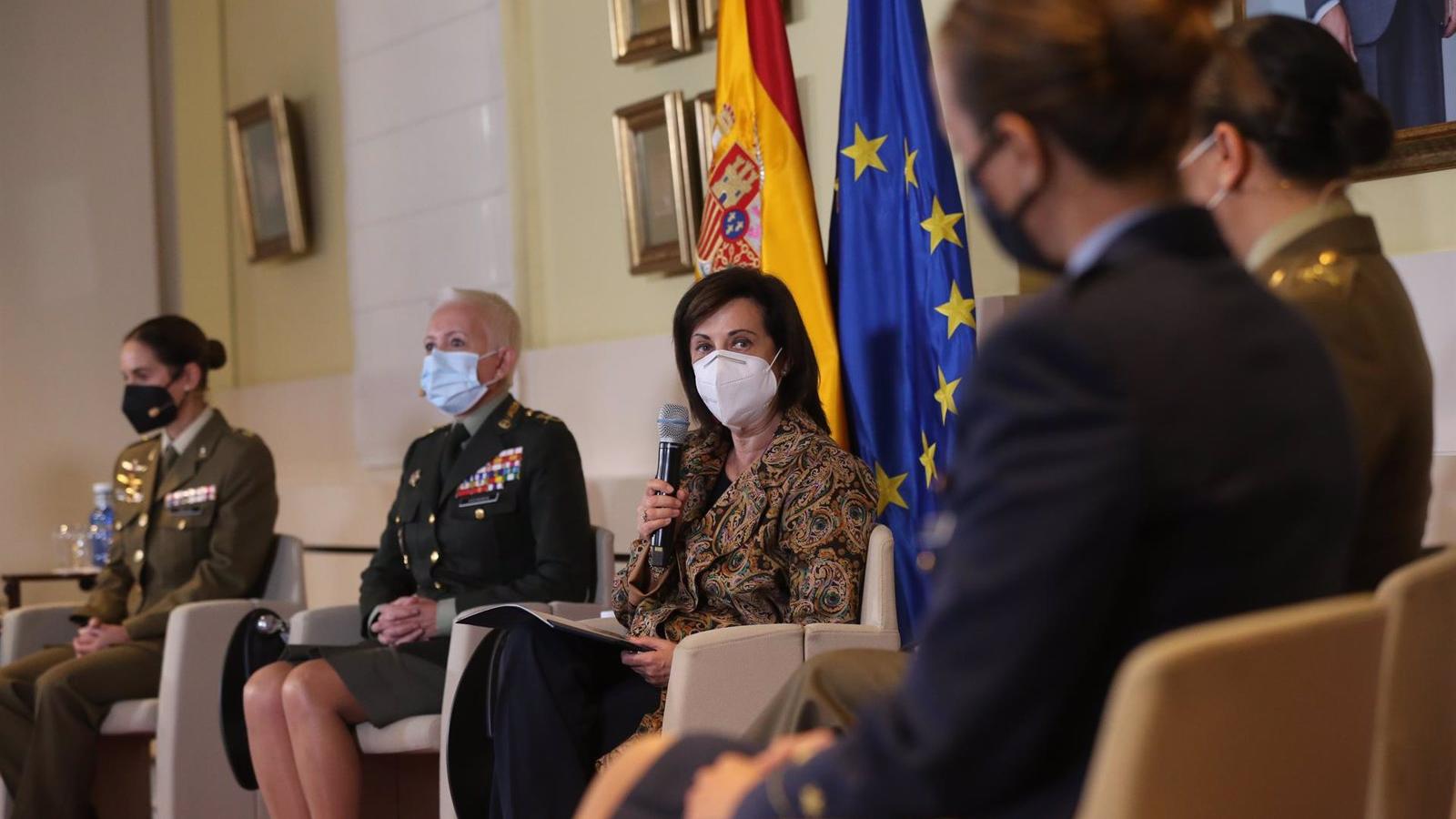 Los ingresos de mujeres en academias militares crecen un 6,5% en 2021