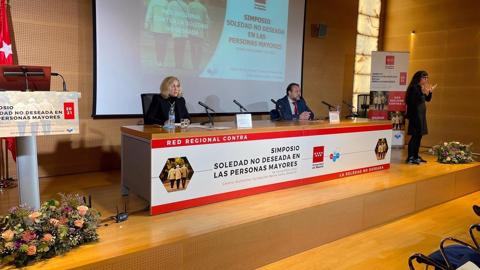 La Comunidad de Madrid creará una Red Regional de atención a mayores en situación de soledad no deseada