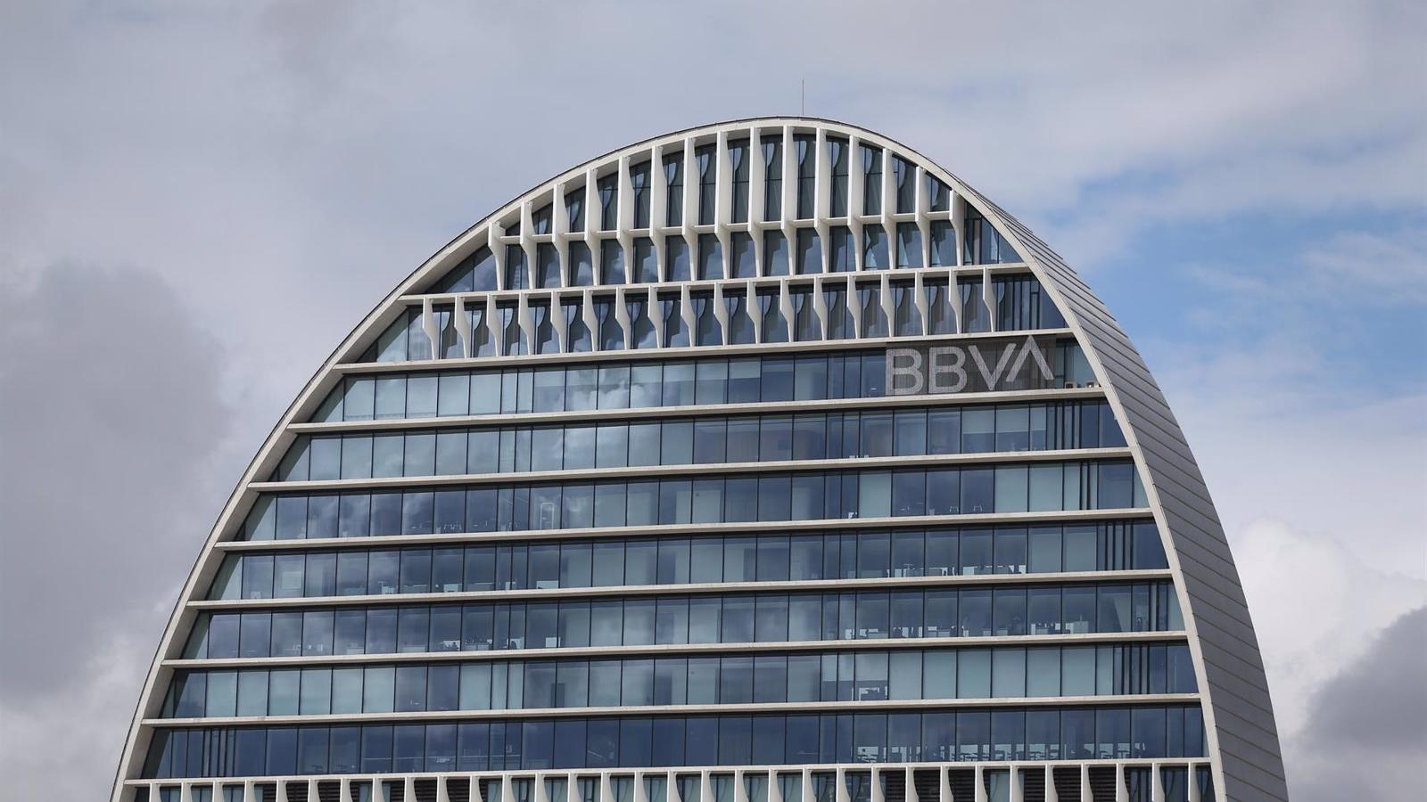 BBVA aumenta el dividendo al 40%-50% del beneficio ordinario y fija nuevos objetivos para 2024