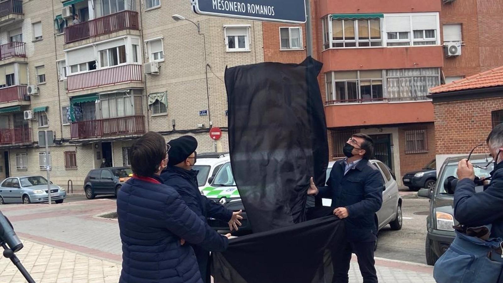 El escritor y periodista Mesonero Romanos da nombre a un jardín de Carabanchel