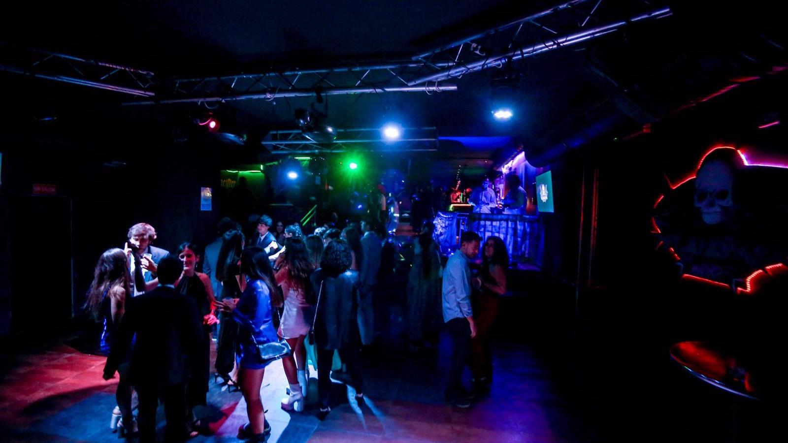 La Comunidad anuncia que no se celebrará ninguna macrofiesta de Nochevieja