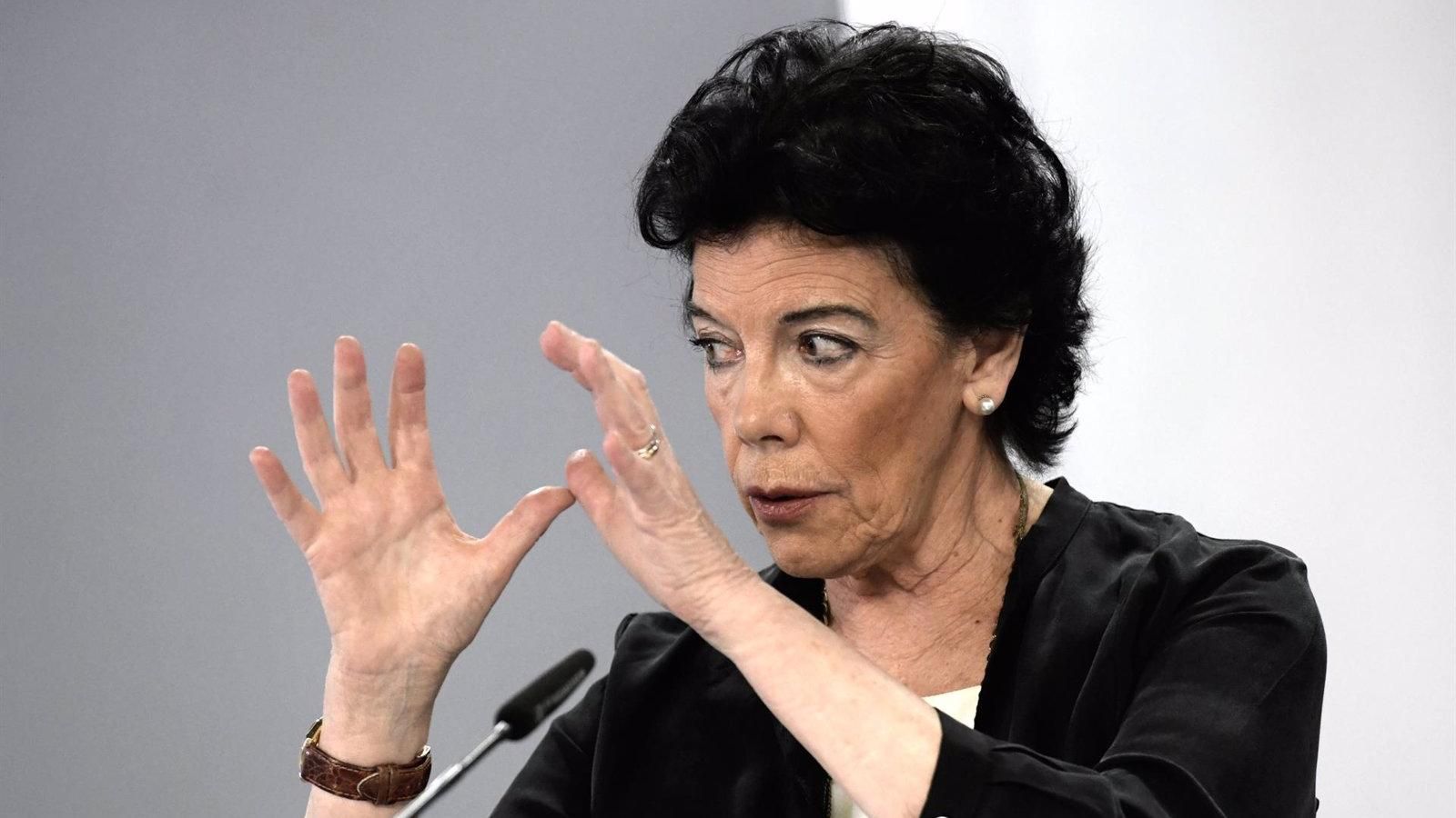 Los obispos españoles, sorprendidos de que se haga público el nombramiento de Celáa como embajadora ante la Santa Sede antes del visto bueno del Vaticano