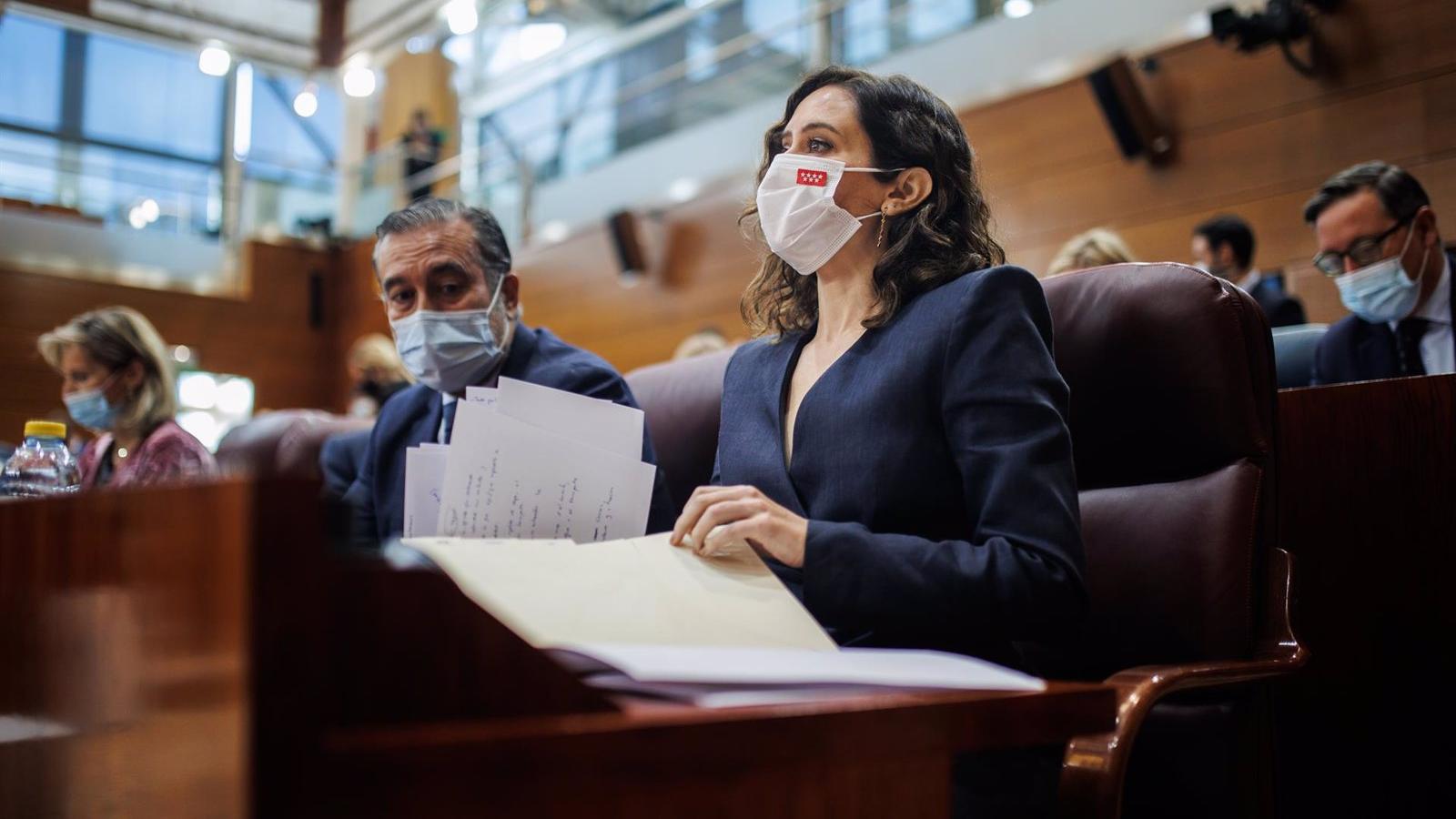 Díaz Ayuso: "Pedirle a un comunista que entienda datos económicos es como pedirle a un neandertal que entienda Internet"