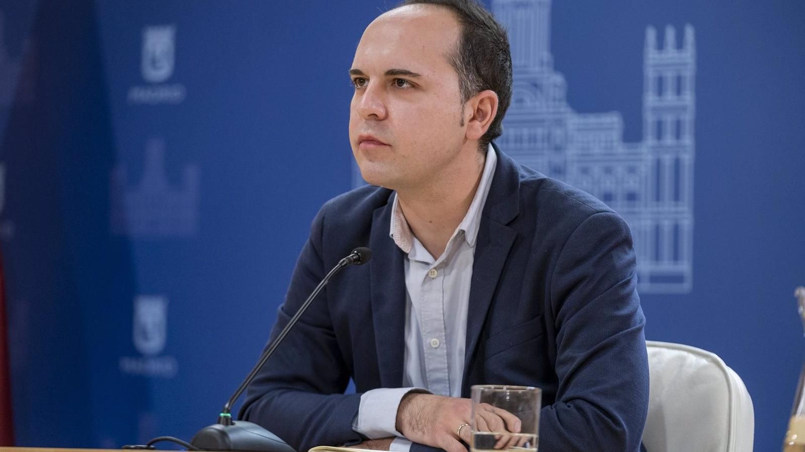 El Grupo Mixto tendiendo la mano a Almeida para negociar el presupuesto de 2022