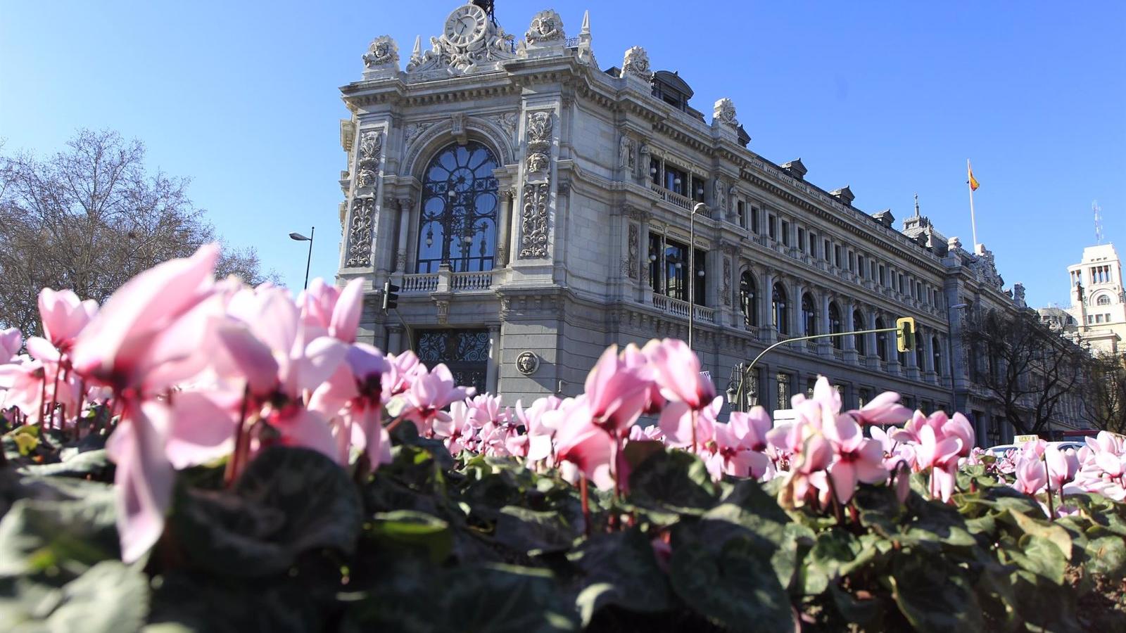 El Banco de España rebaja casi dos puntos el alza del PIB en 2021, al 4,5%, y cuatro décimas el de 2022, al 5,4%
