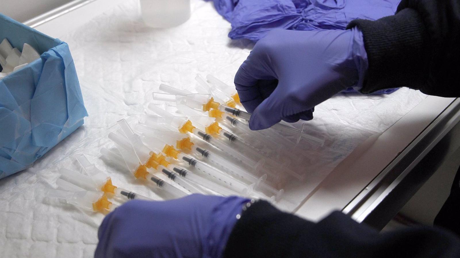 La vacunación de Covid-19 en Madrid requiere ya de cita previa obligatoria