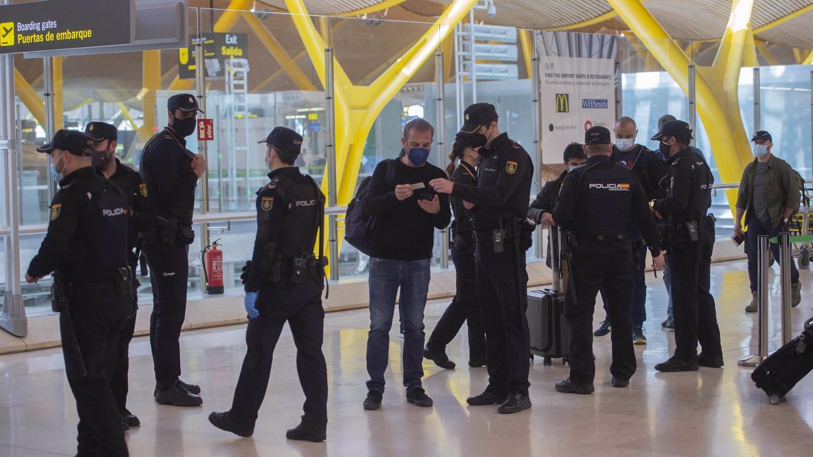 Detenido en Barajas un jefe de una red internacional de tráfico de drogas reclamado por Alemania