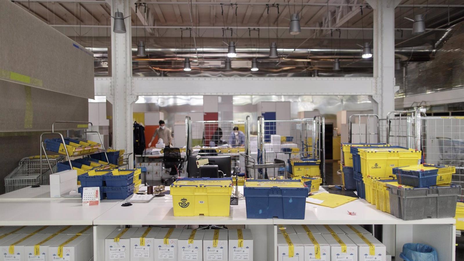 Los sindicatos convocan una huelga en Correos para el 5, 7 y 12 de enero