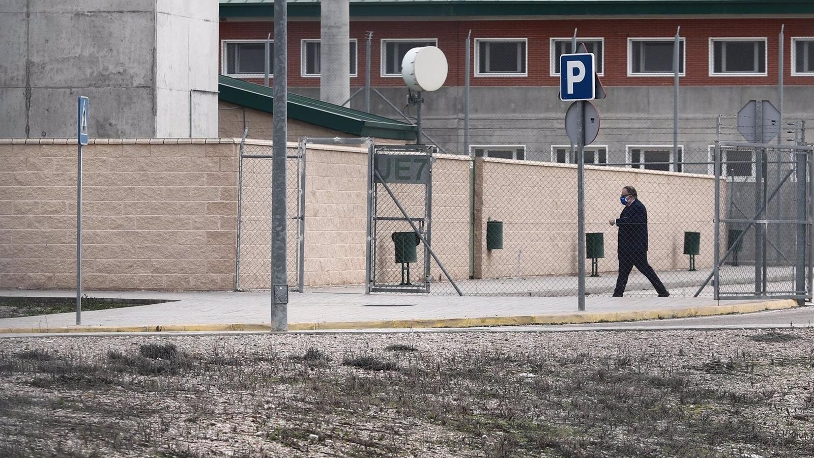 Una pelea entre grupos rivales de la cárcel de Estremera por el control de la droga se salda con varios heridos
