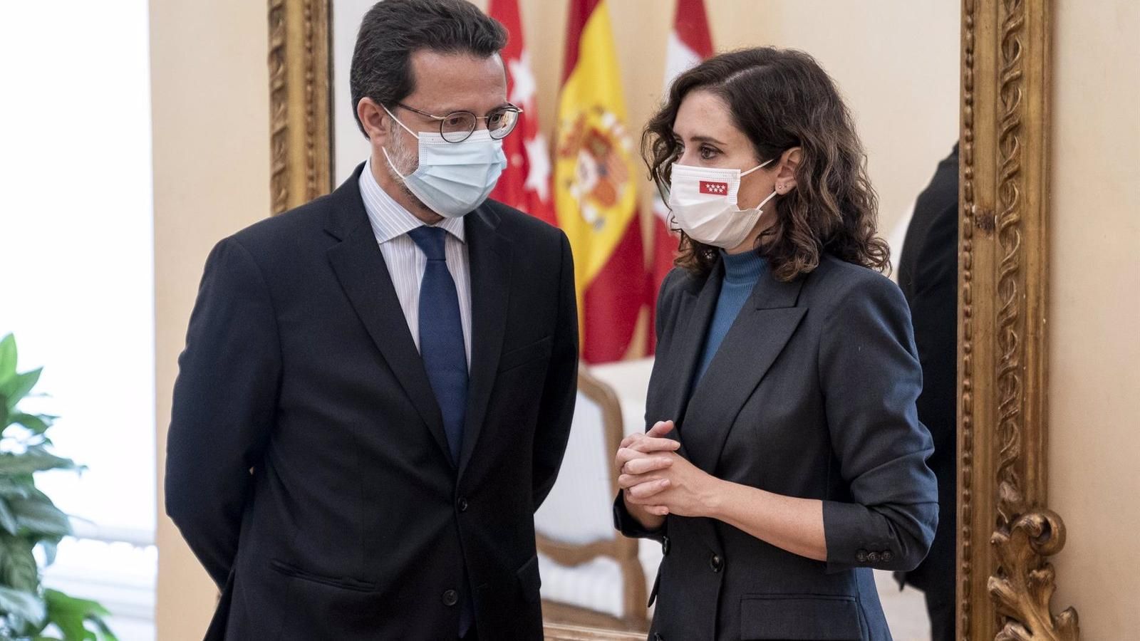 Lasquetty celebra la bajada "récord" del paro en la región