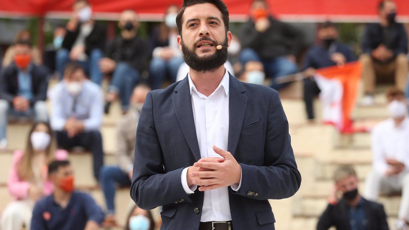 César Zafra, exportavoz de Ciudadanos en la Asamblea, regresa a la política como asesor del vicealcalde de 'Sanse'