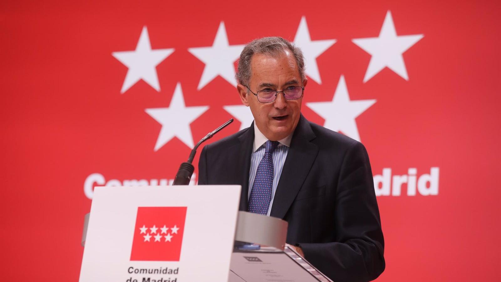 La Comunidad defiende actuar de forma "más estricta" en aulas comunicando a Sanidad brotes con más de tres casos