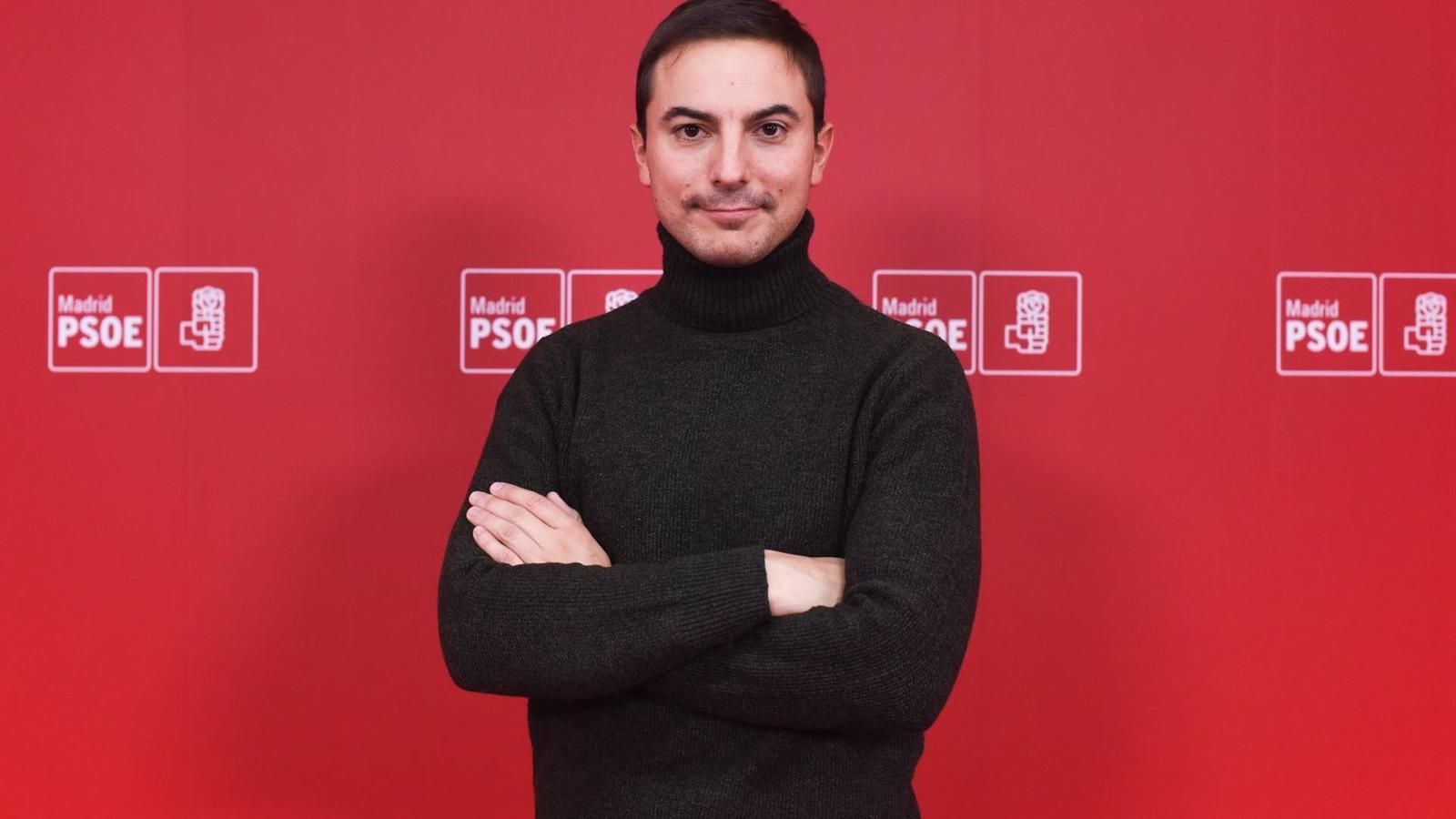 Lobato acusa a Ayuso de no respetar el funcionamiento parlamentario: "No le pagan por atacar al Gobierno de España"