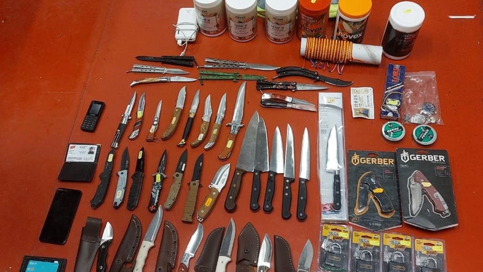 Detenido un hombre por entrar en casa de su ex escalando por la fachada del edificio y amenazarla con cuchillo