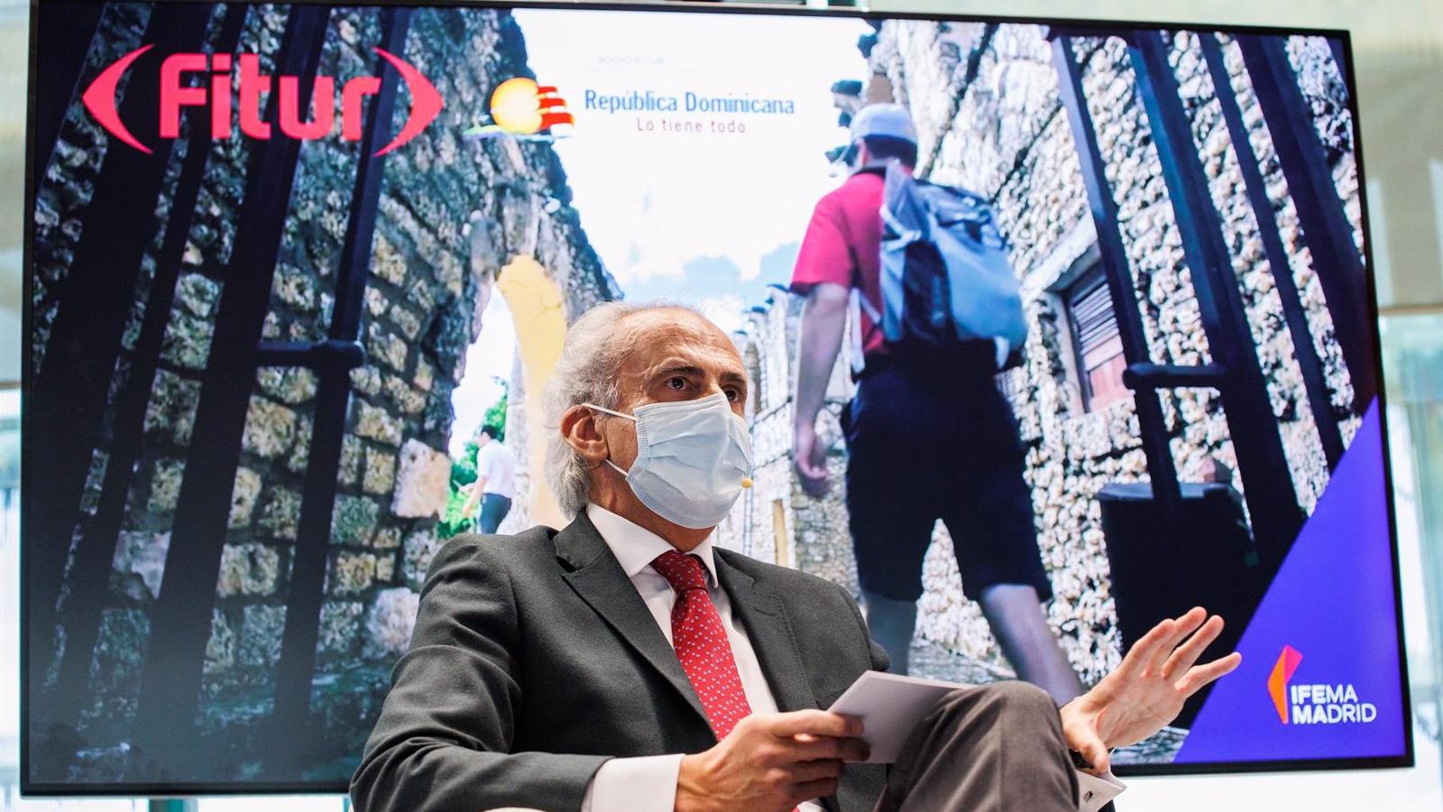 Escudero llama a Sánchez a fijar el menor precio posible para extender el uso de test de antígenos