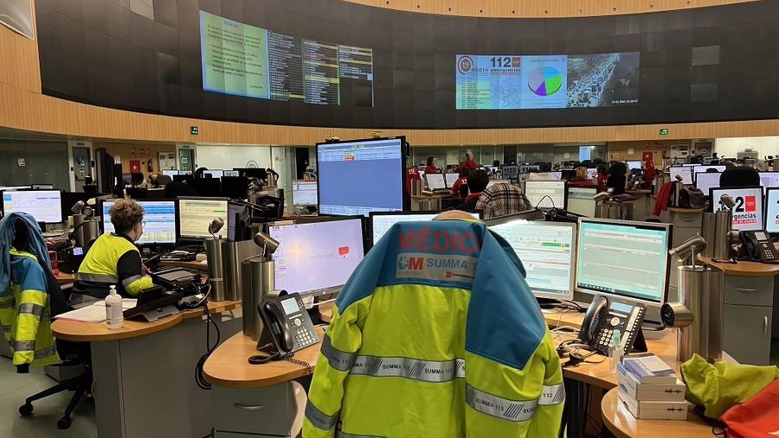 Herido un obrero al caerle encima varias planchas de mármol en una empresa de Navalcarnero