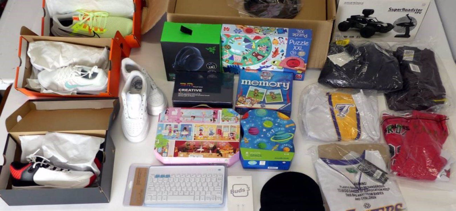 Detenida una pareja por robar en más de 50 coches aparcados en Leganés