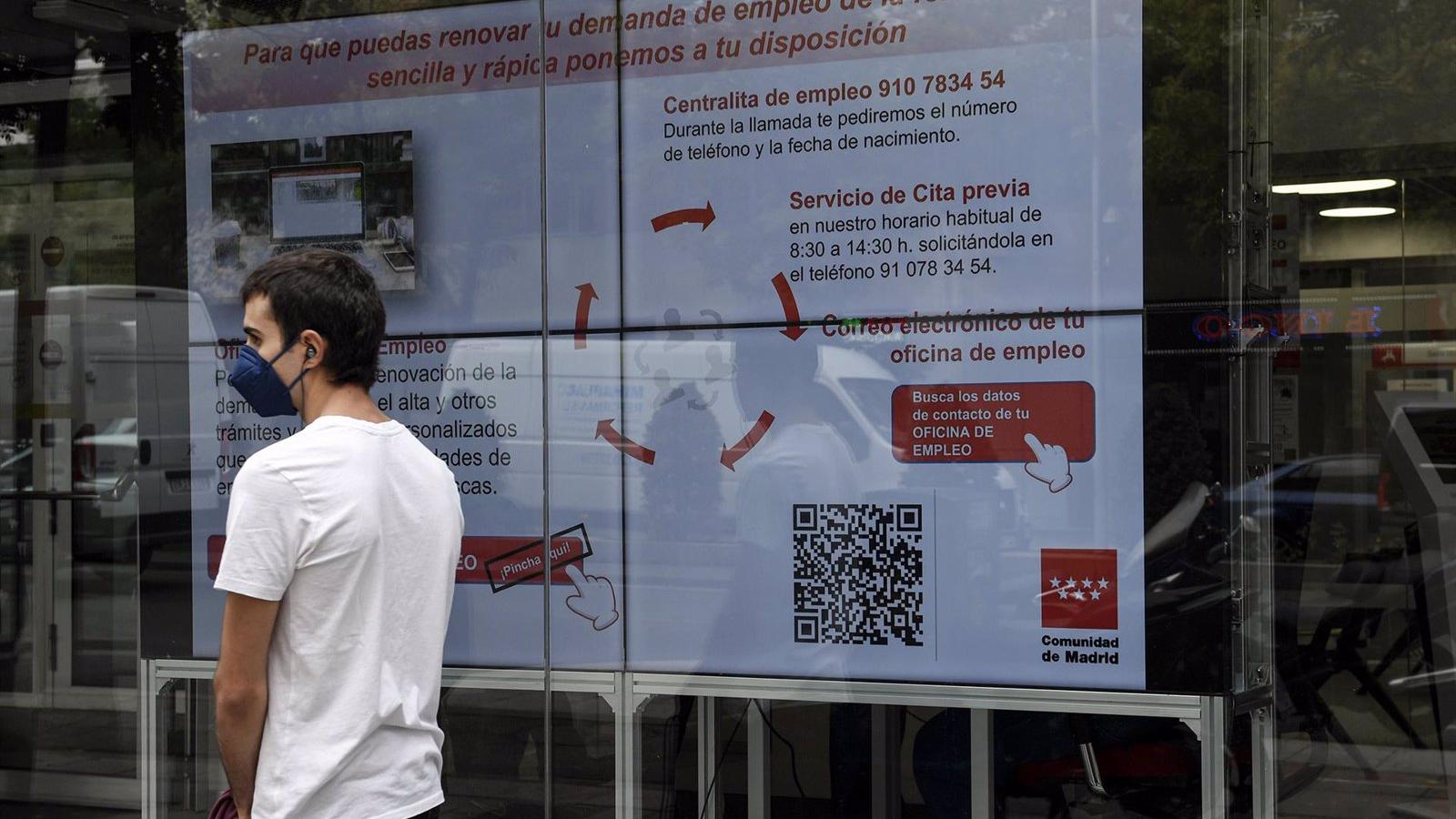 El paro juvenil cae un 28% a cierre de 2021 en la Comunidad de Madrid