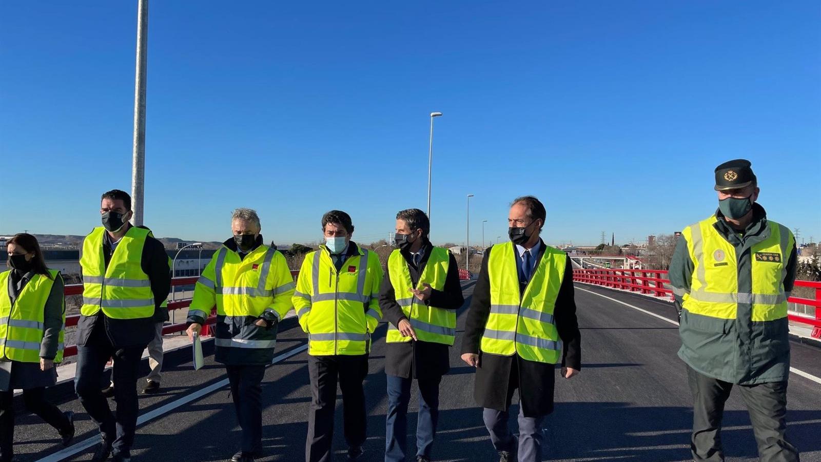 Reabre al tráfico el acceso a Alcalá de Henares por el puente de la M-300