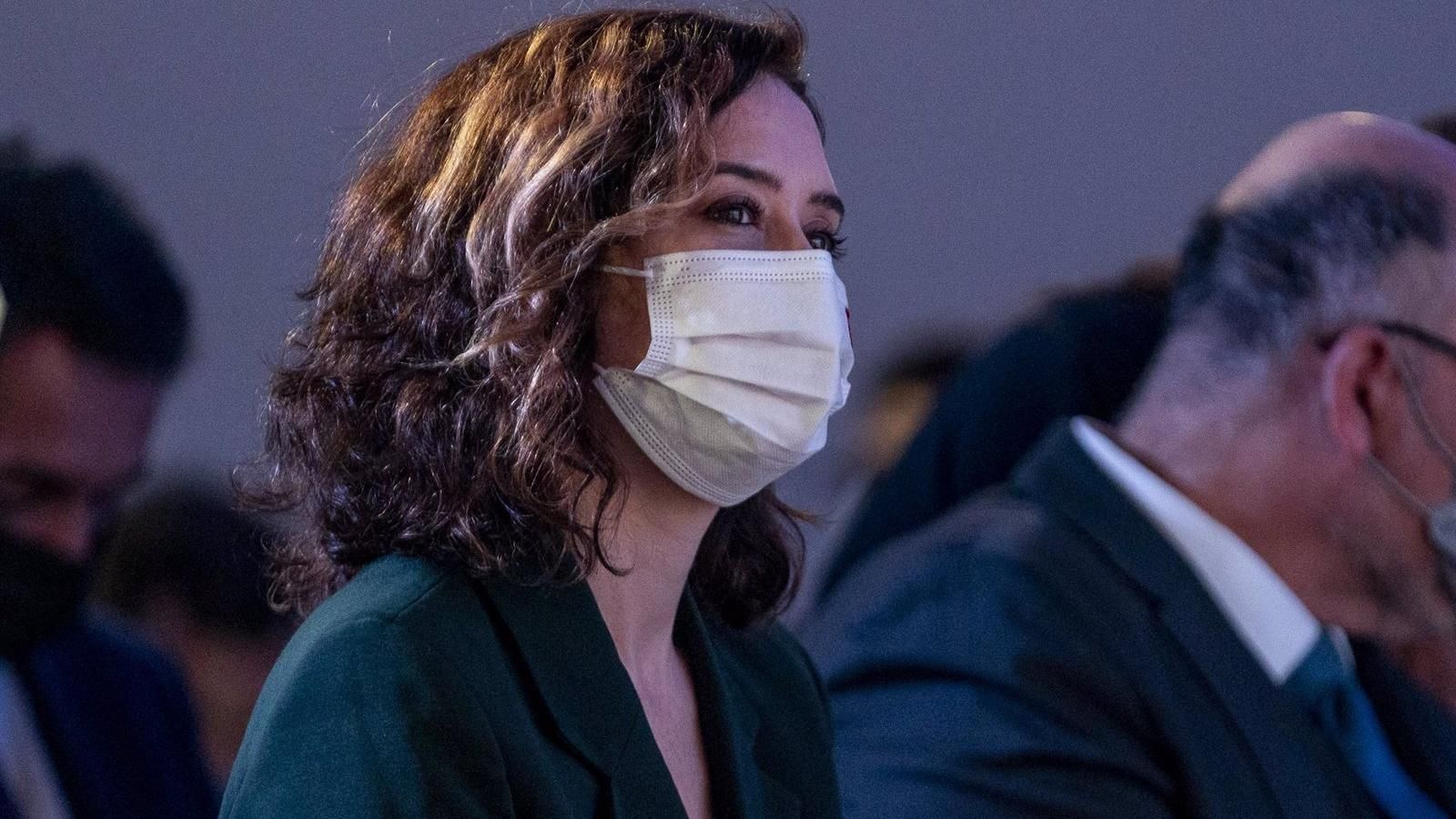 Díaz Ayuso manda una carta a cada vecino afectados por la Línea 7B de Metro mostrando apoyo y asegurando nuevas dotaciones en los terrenos afectados