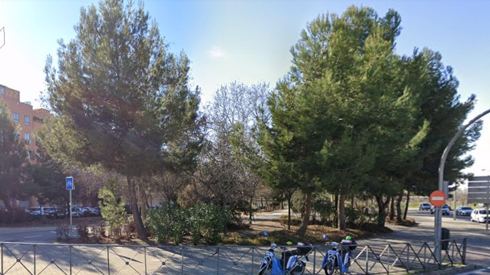 La Policía investiga si está relacionado con bandas el apuñalamiento de un joven el domingo en Pueblo Nuevo