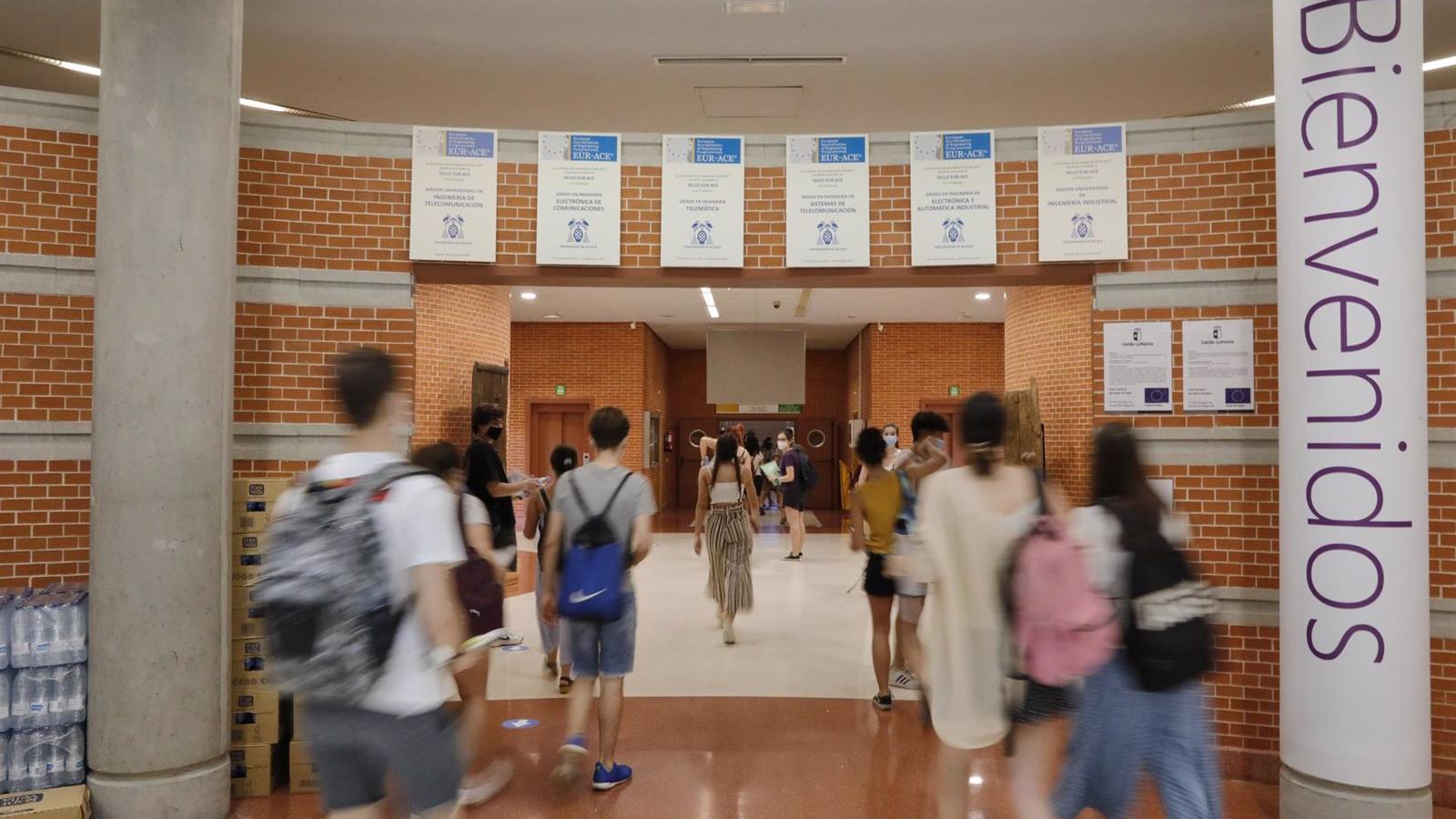 El catedrático de Microbiología José Vicente, único candidato a rector de la Universidad de Alcalá de Henares