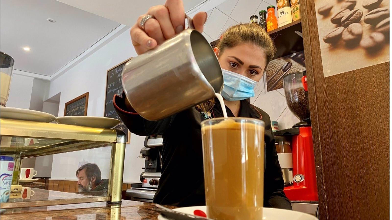 La Seguridad Social pierde 4.964 cotizantes extranjeros en enero en la Comunidad, un 1,05% menos