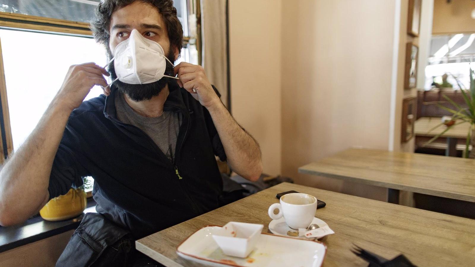 La Comunidad de Madrid retira las limitaciones en hostelería y restauración sobre consumo de bebidas y horario de terrazas