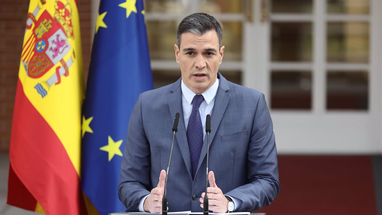 El Gobierno de Sánchez se queda prácticamente solo en la UE en su decisión de no enviar armamento a Ucrania