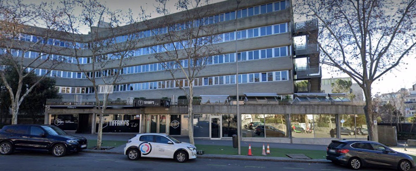 Un hombre dispara un arma detonadora contra una discoteca cerca de la Embajada rusa tras una pelea dentro