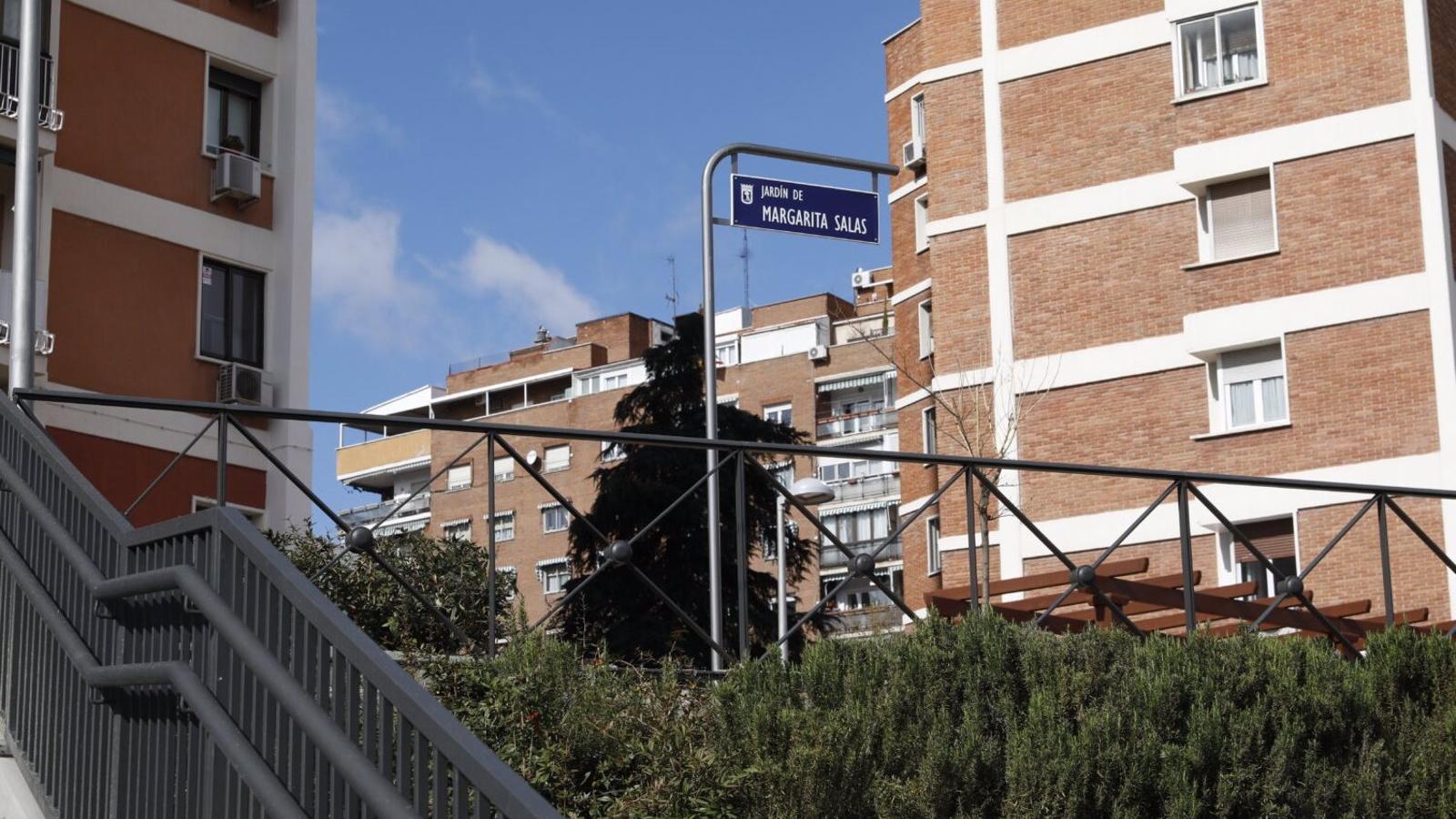 Margarita Salas da nombre a una zona verde en el distrito de Chamartín