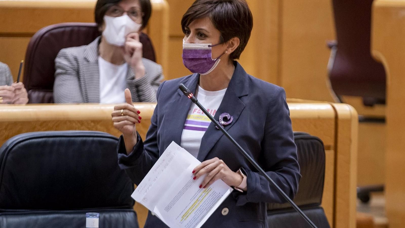 El Gobierno de Sánchez no aclara si reducirá el precio del combustible