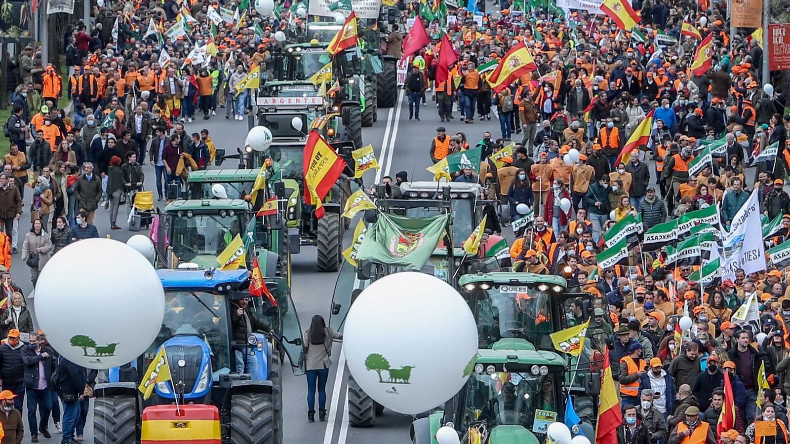 El campo exige un plan de choque "contundente" y el fin de la especulación ante el alza de materias primas