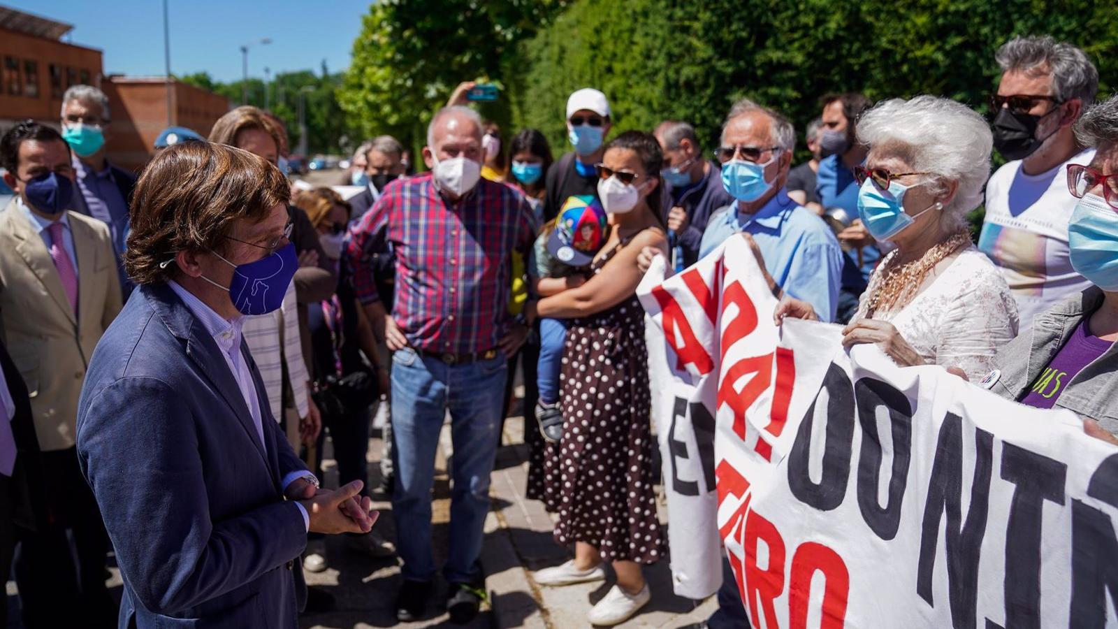 Madrid entrega la licencia a diez cocinas industriales en Arganzuela "porque cumple la normativa"