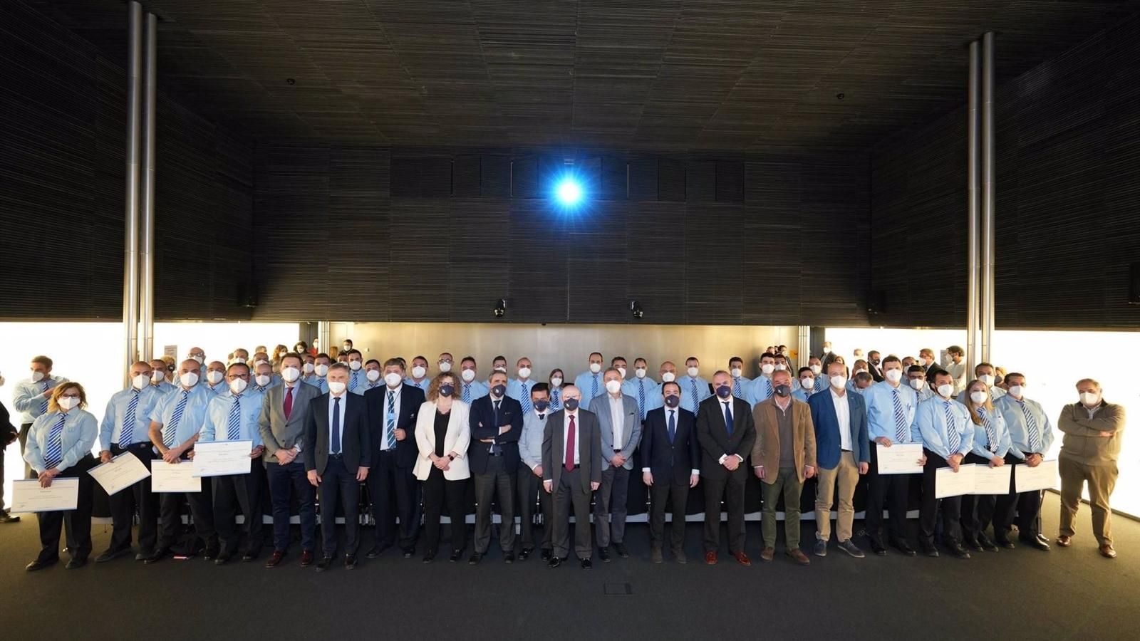 La EMT suma 43 nuevos inspectores tras un proceso selectivo interno con 420 solicitudes de inscripción