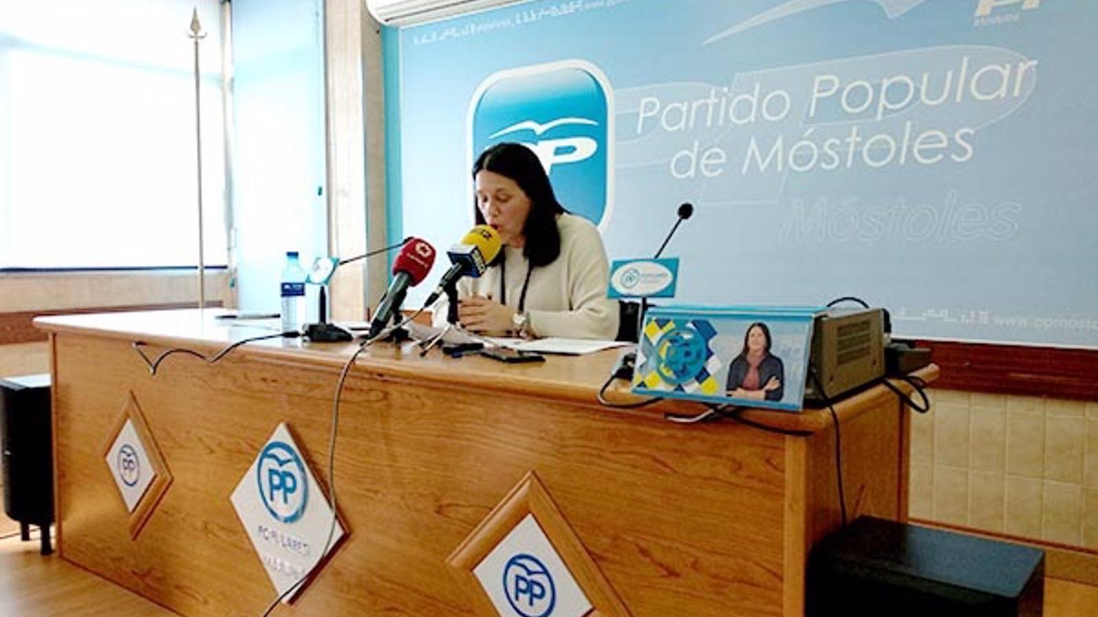 El PP de Móstoles exige soluciones para evitar el cierre del complejo deportivo de Parque Coímbra-Guadarrama