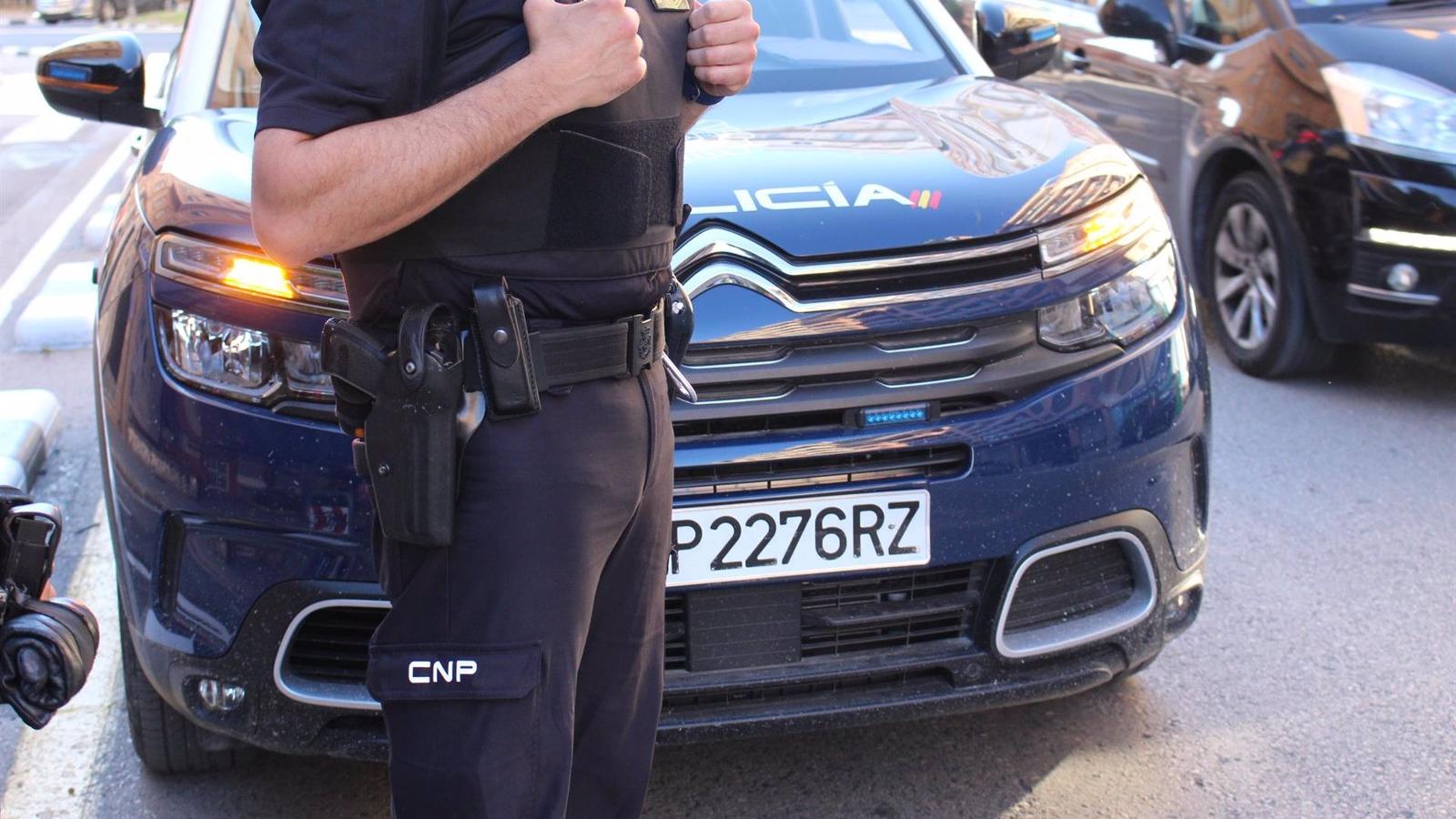 Detenido un hombre con diez placas de hachís que vendía a domicilio en 'Sanse'