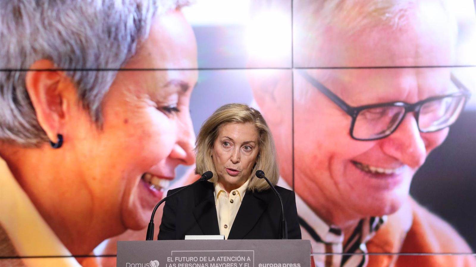 El Gobierno regional renueva por 562.000 euros el servicio de atención a mayores dependientes en centros de día
