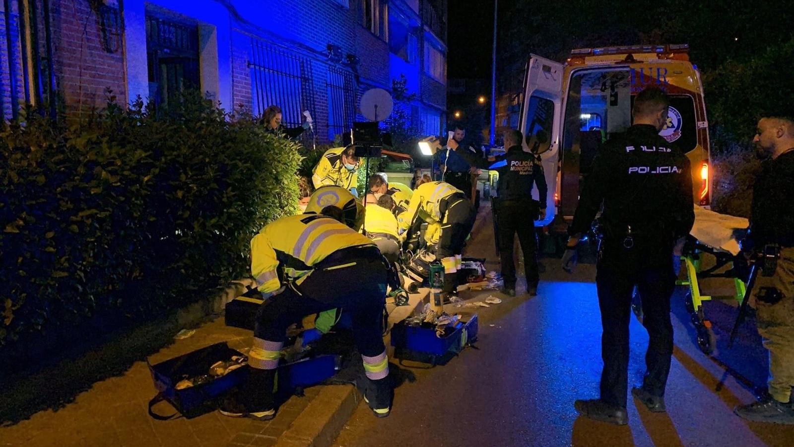 Herido grave por arma blanca un hombre de 25 años en la calle Camarena