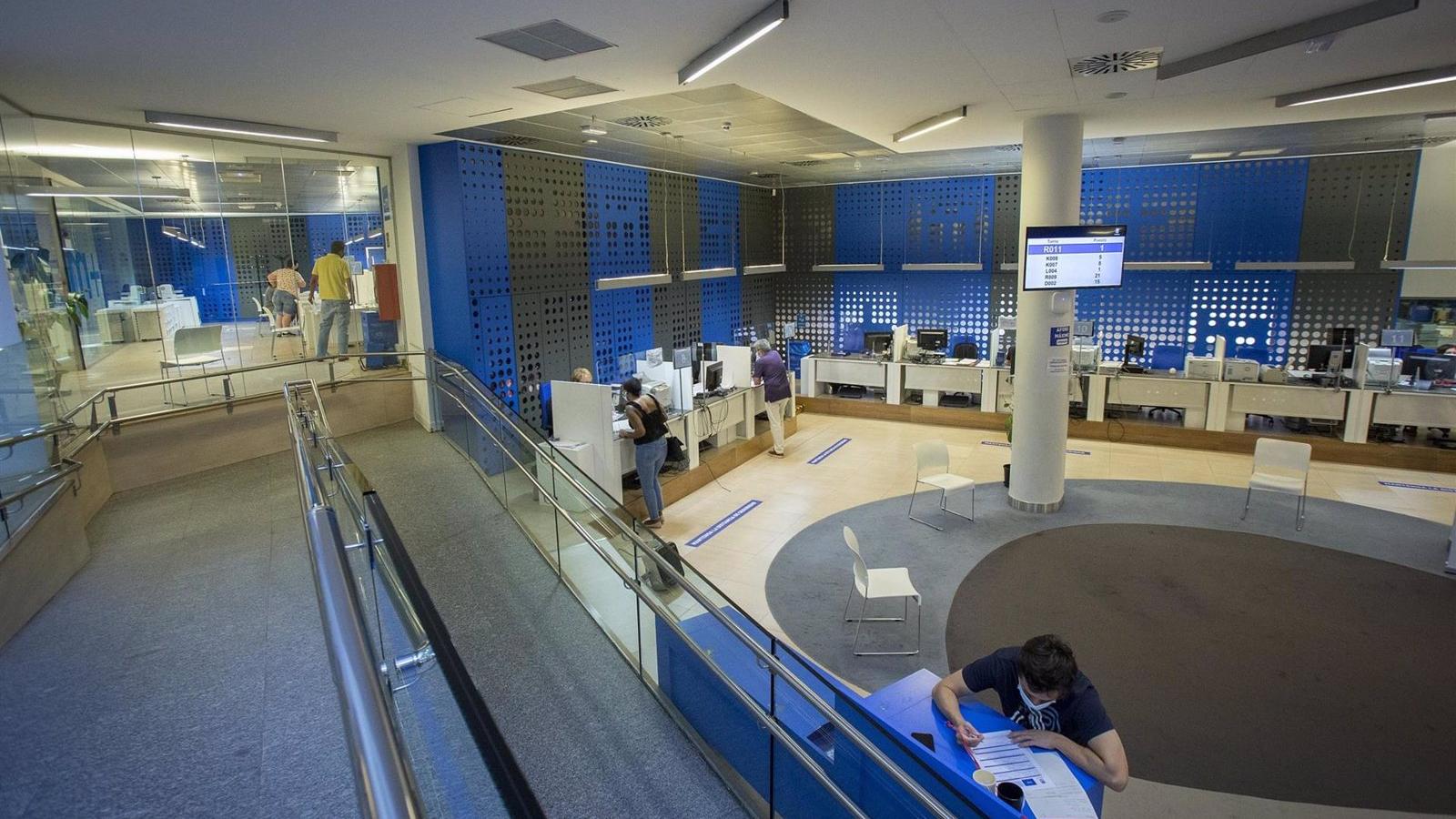 Los mayores de 65 años dispondrán de un servicio presencial del Ayuntamiento de Madrid para elaborar la declaración de la renta