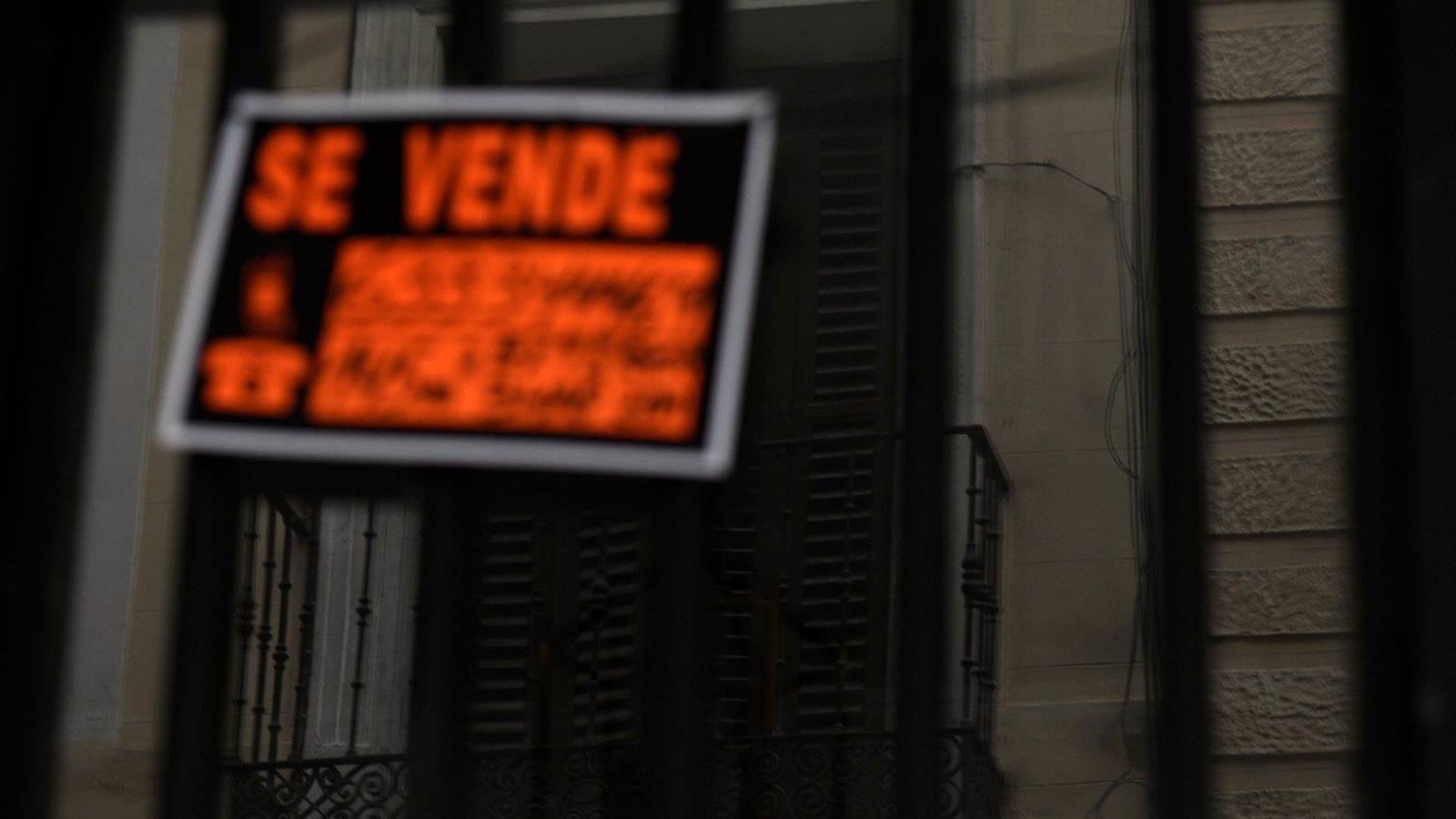 La demanda para comprar una vivienda en Madrid cae cuatro puntos con respecto a 2021