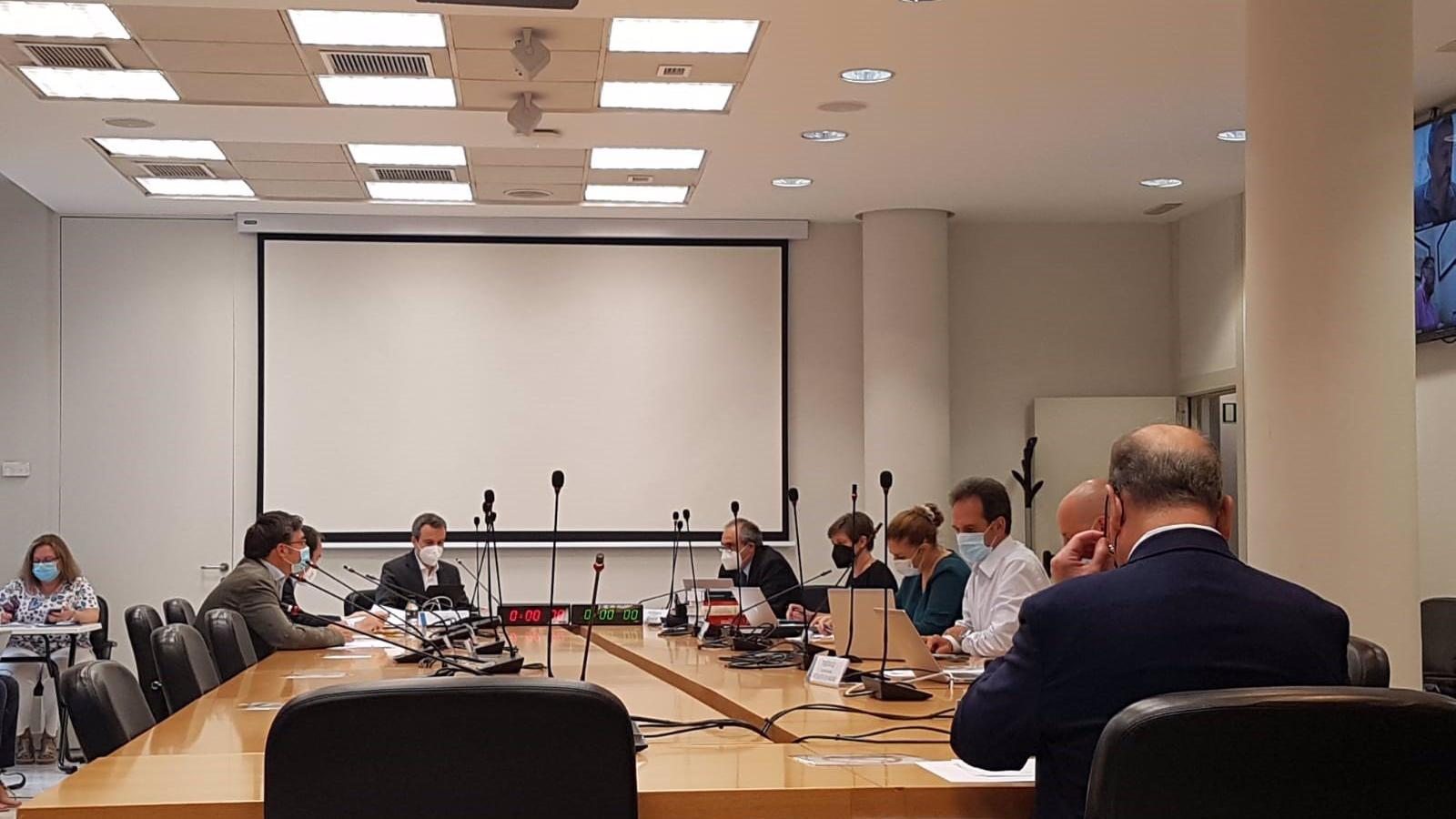 Vecinos de Moratalaz denuncian no poder abrir las ventanas por miedo a que entren chinches en sus casas