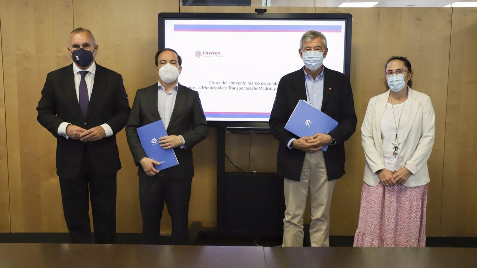 La EMT difundirá campañas de sensibilización de Cáritas e impulsará la implicación de la plantilla en voluntariado