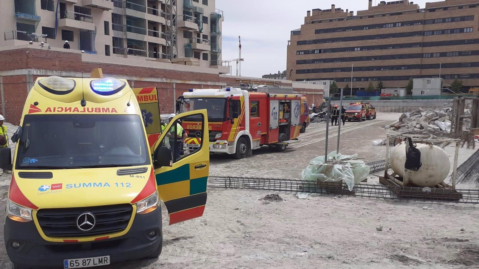 Herido grave un obrero al golpearle un bloque de más de una tonelada y caer a una zanja en El Cañaveral