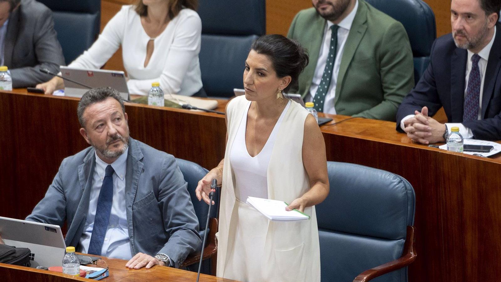 Monasterio pide acabar con "la manipulación de ideología de género" en las aulas
