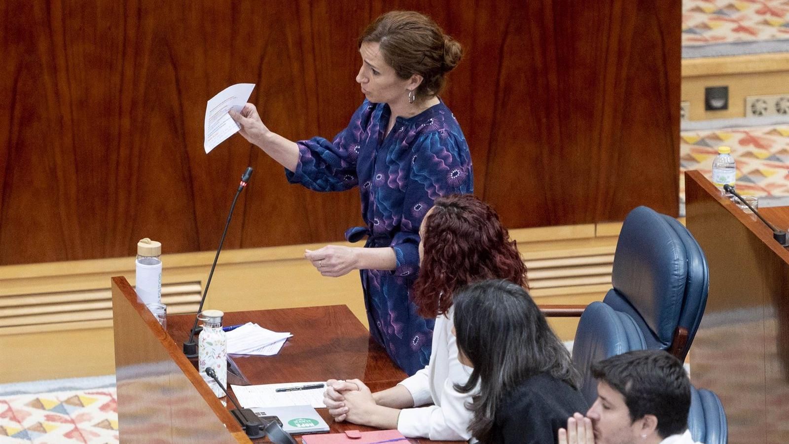 Diaz Ayuso a Mónica García: "No es la única médico ni la única madre que está pasando calor. Ponga el ventilador, no es delito"